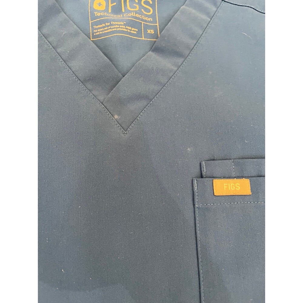 Figs Leon Three Pocket Scrub Top Royal Blue size XS Lot of 2 - Picture 12 of 12